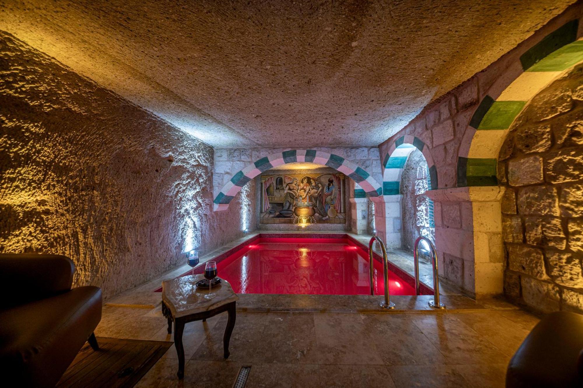 Capp Royal Cave Hotel Ürgüp Exterior foto